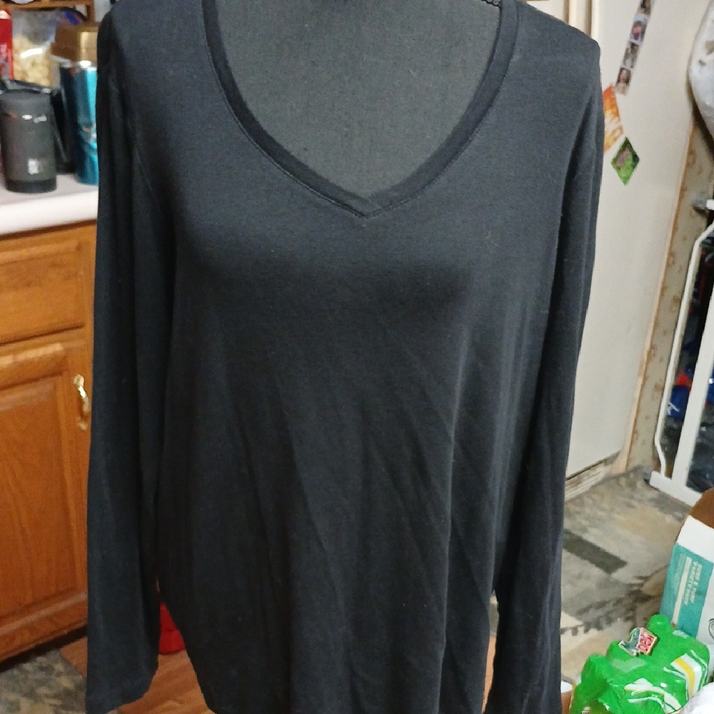 St. John's Bay Black V-Neck 1x